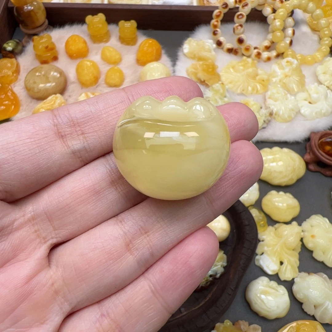 琥珀未镶嵌裸石蜜蜡