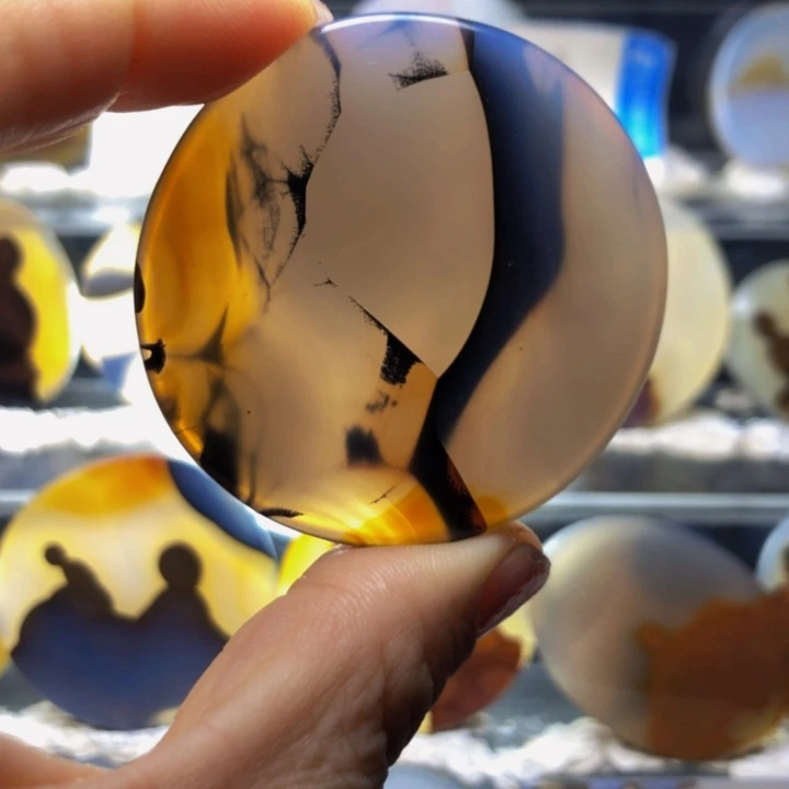 合金玛瑙/玉髓珠宝奇石71