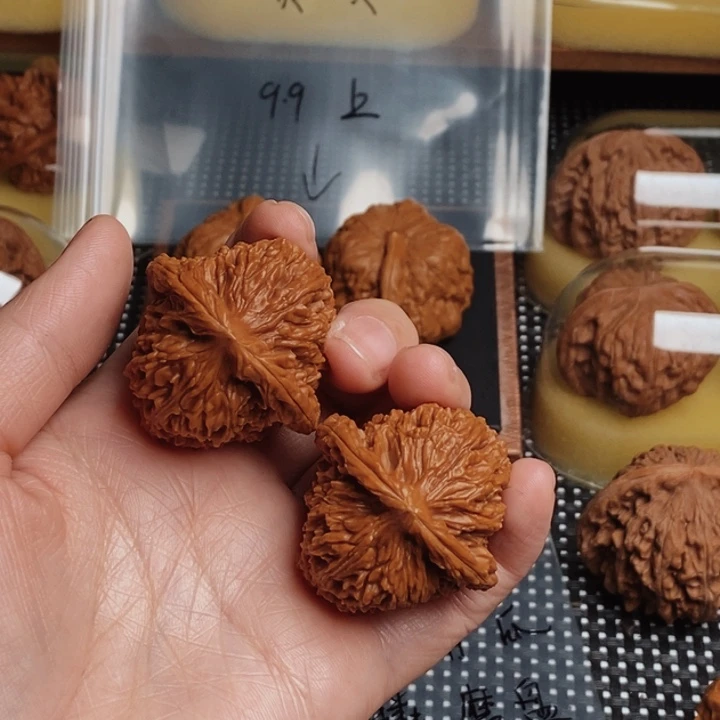 把件文玩核桃38三角姜