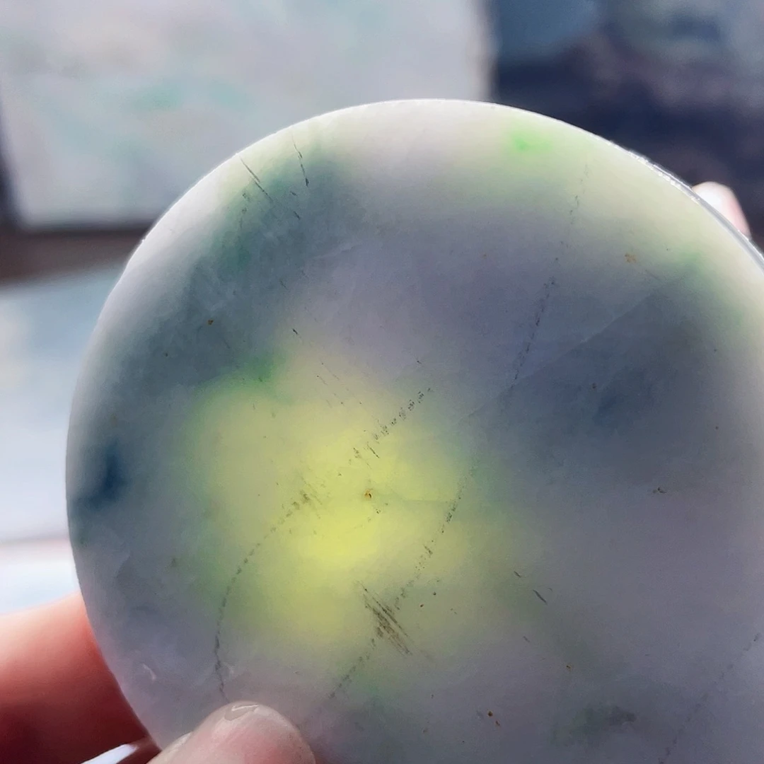 翡翠未镶嵌颈饰毛料3