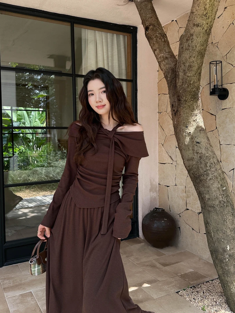 辣妹纯欲风套装挂脖一字肩不规则长袖T恤上衣女秋季半身裙两件套