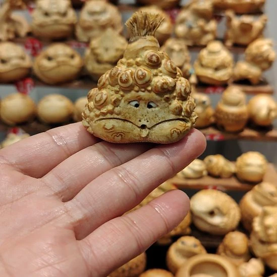 调***料竹竹根雕三足金蟾一撮毛