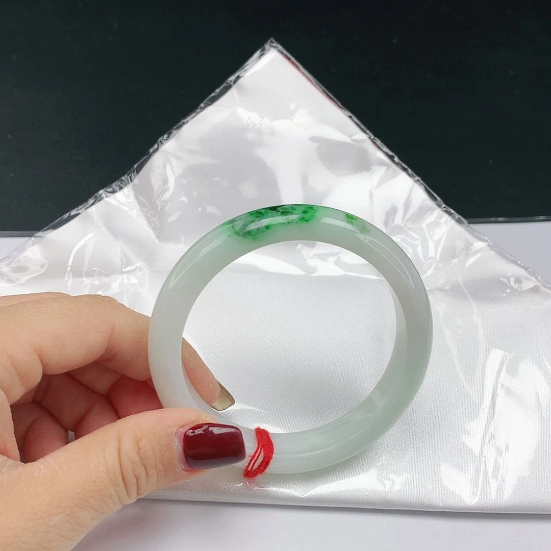 翡翠手镯未镶嵌翡翠342