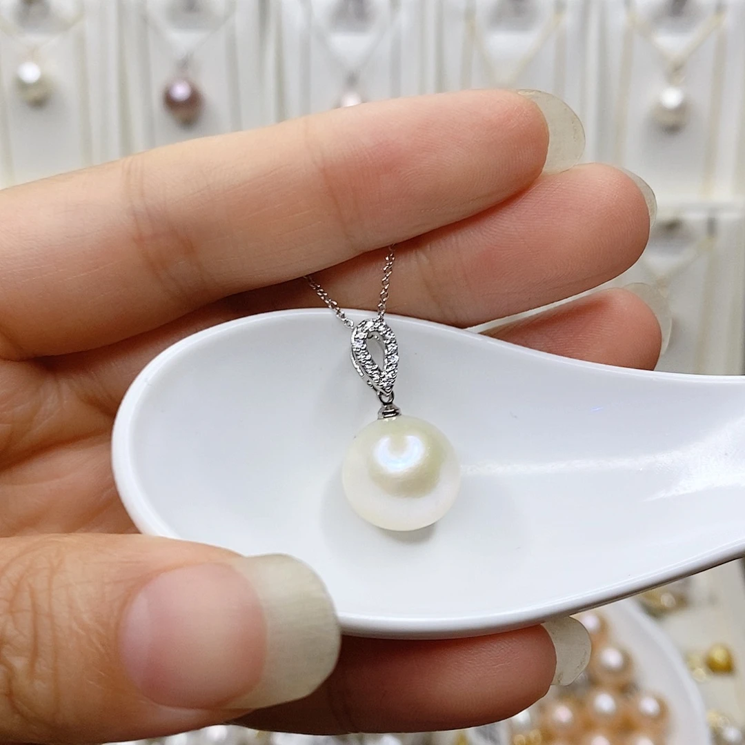 淡水珍珠未镶嵌吊坠(赠链)