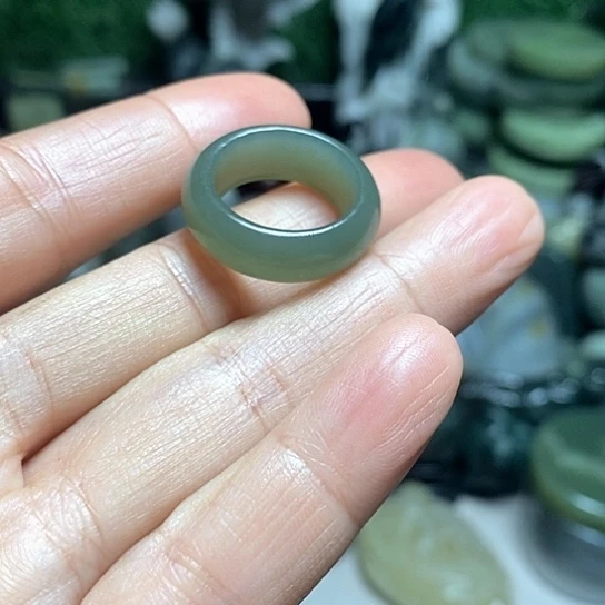 未镶嵌和田玉（糖玉）珠宝半成品