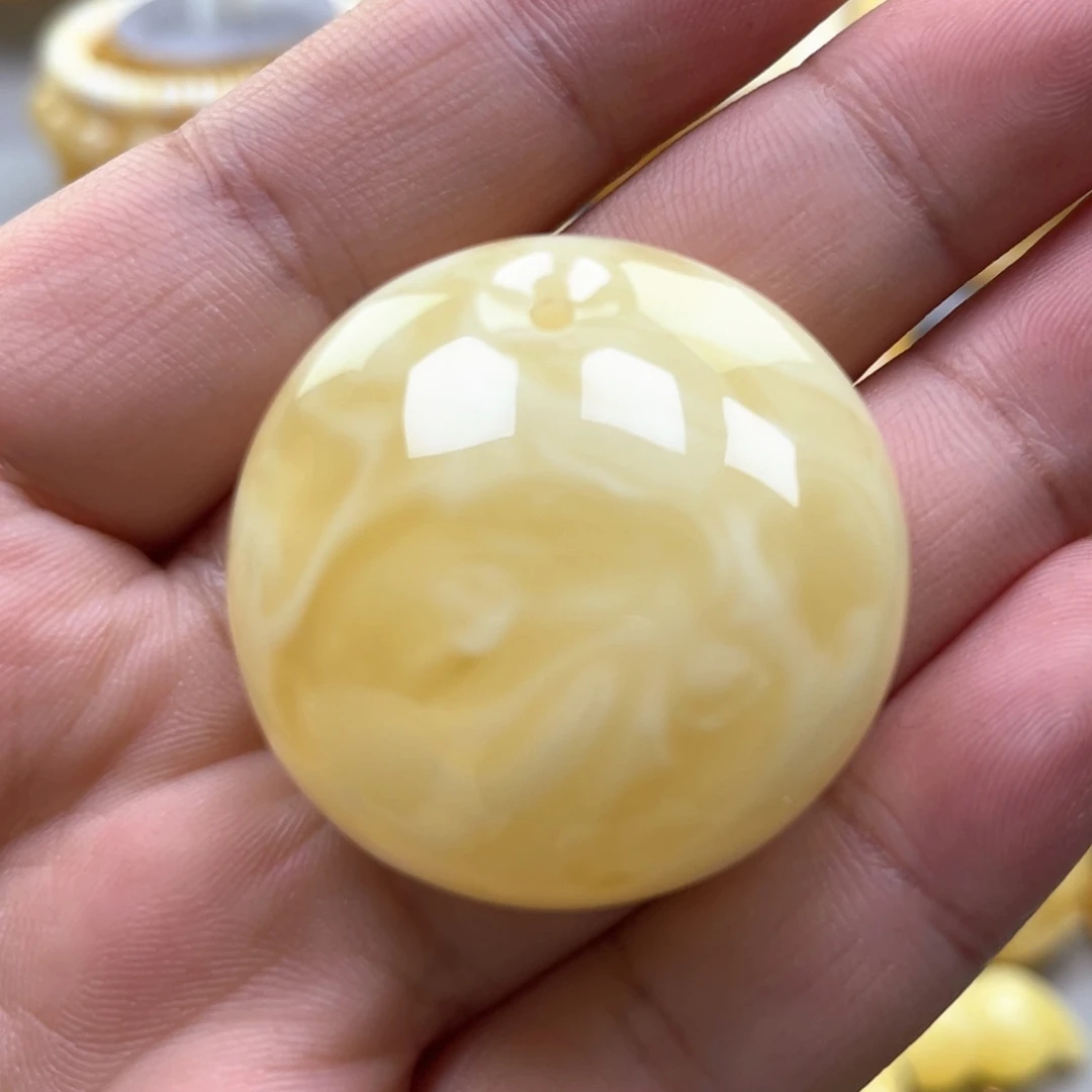 琥珀颈饰未镶嵌吊坠