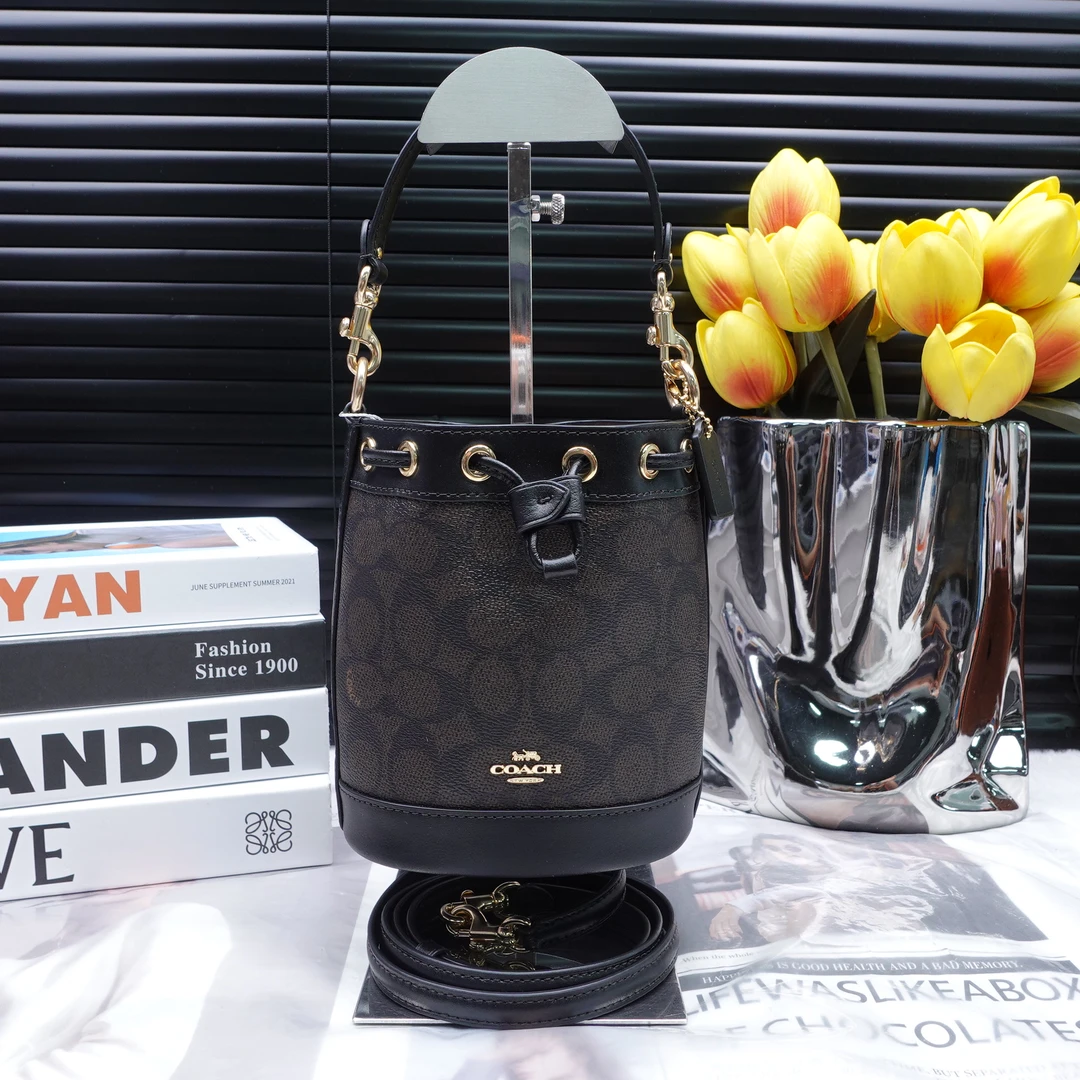 95新 COACH/蔻驰 单肩包/T10288005