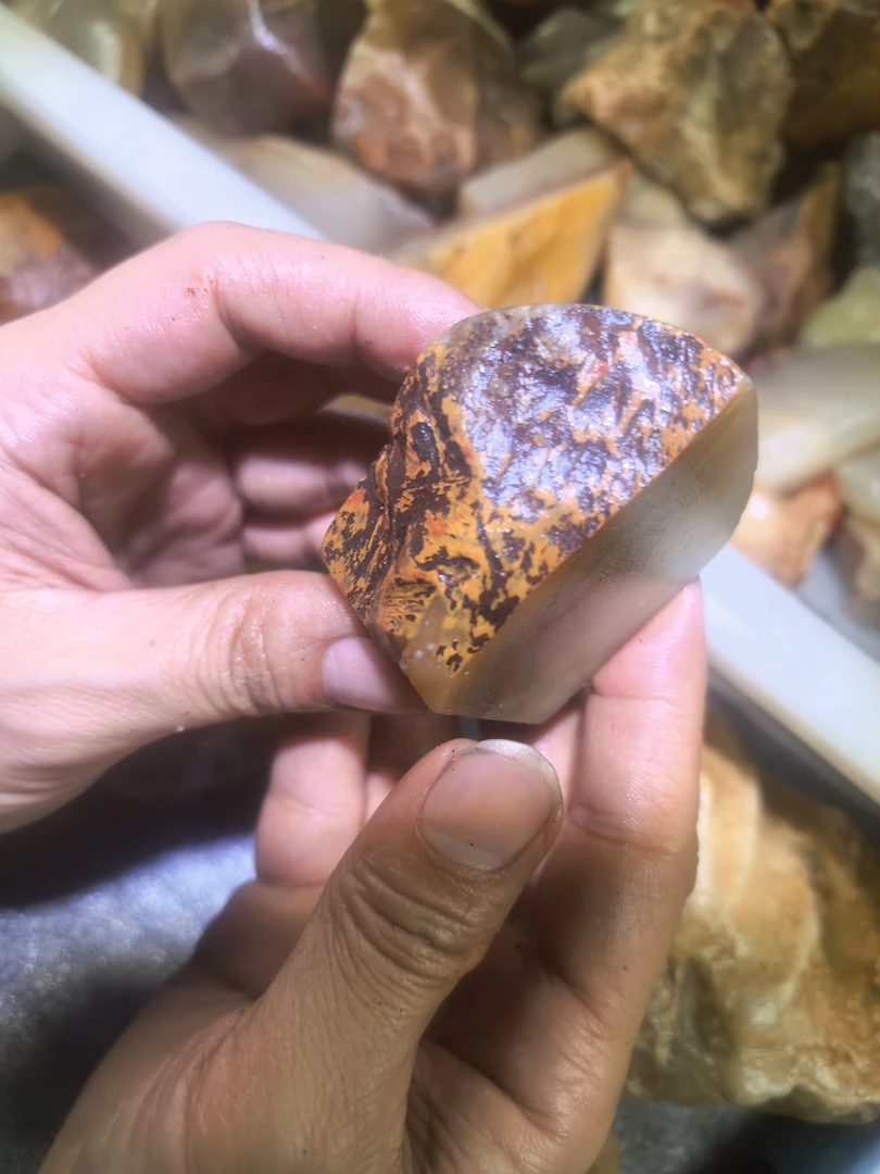 寿山石毛料。。。。。