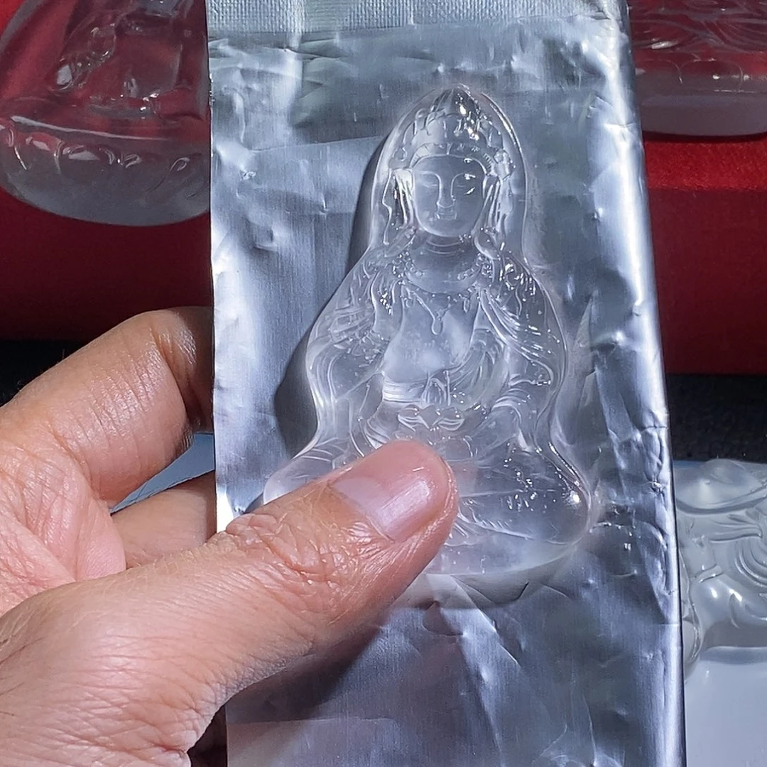 石英质玉未镶嵌颈饰