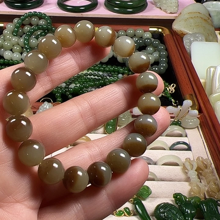 和田玉（糖玉）未镶嵌手链