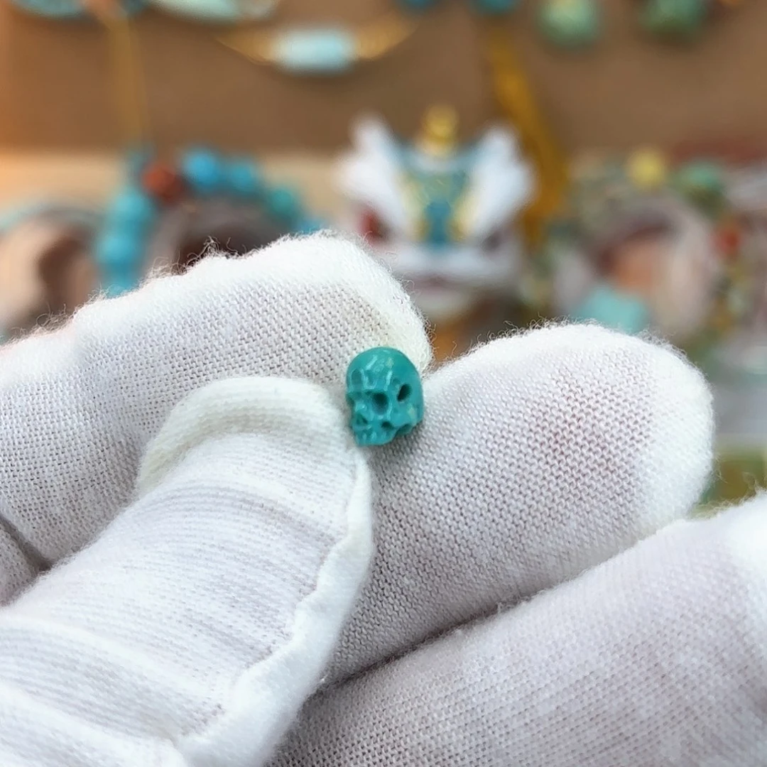 布艺绿松石雕刻骷髅 7mm