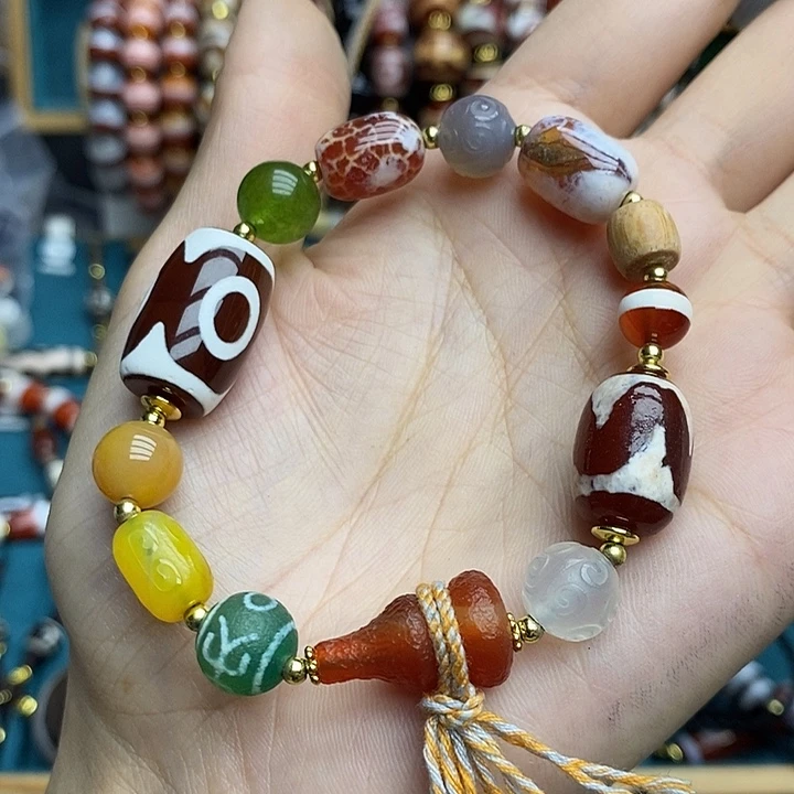 玛瑙/玉髓合金颈饰