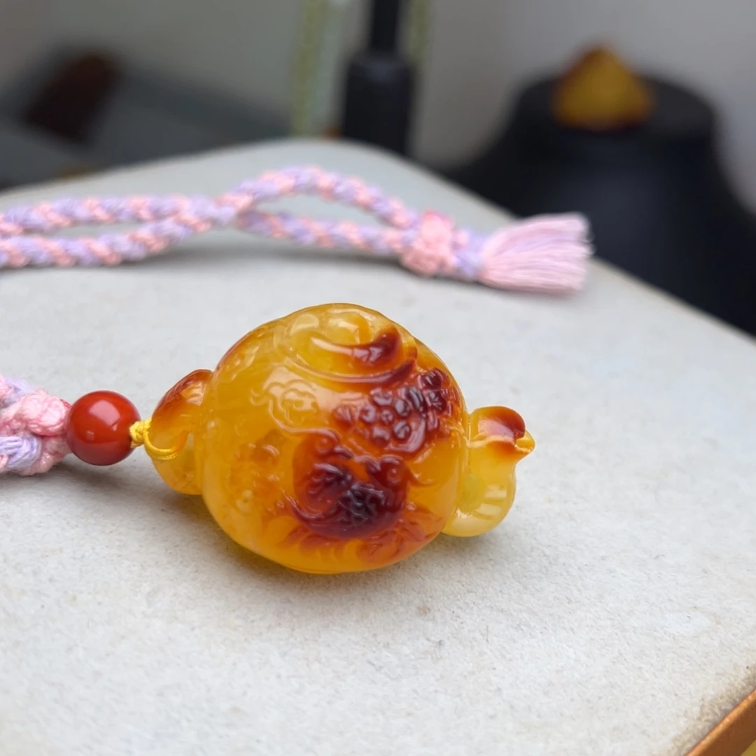 蜜蜡未镶嵌颈饰把把胡