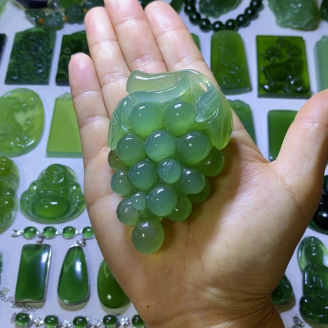 【闪购商品】未镶嵌蛇纹石玉手把件