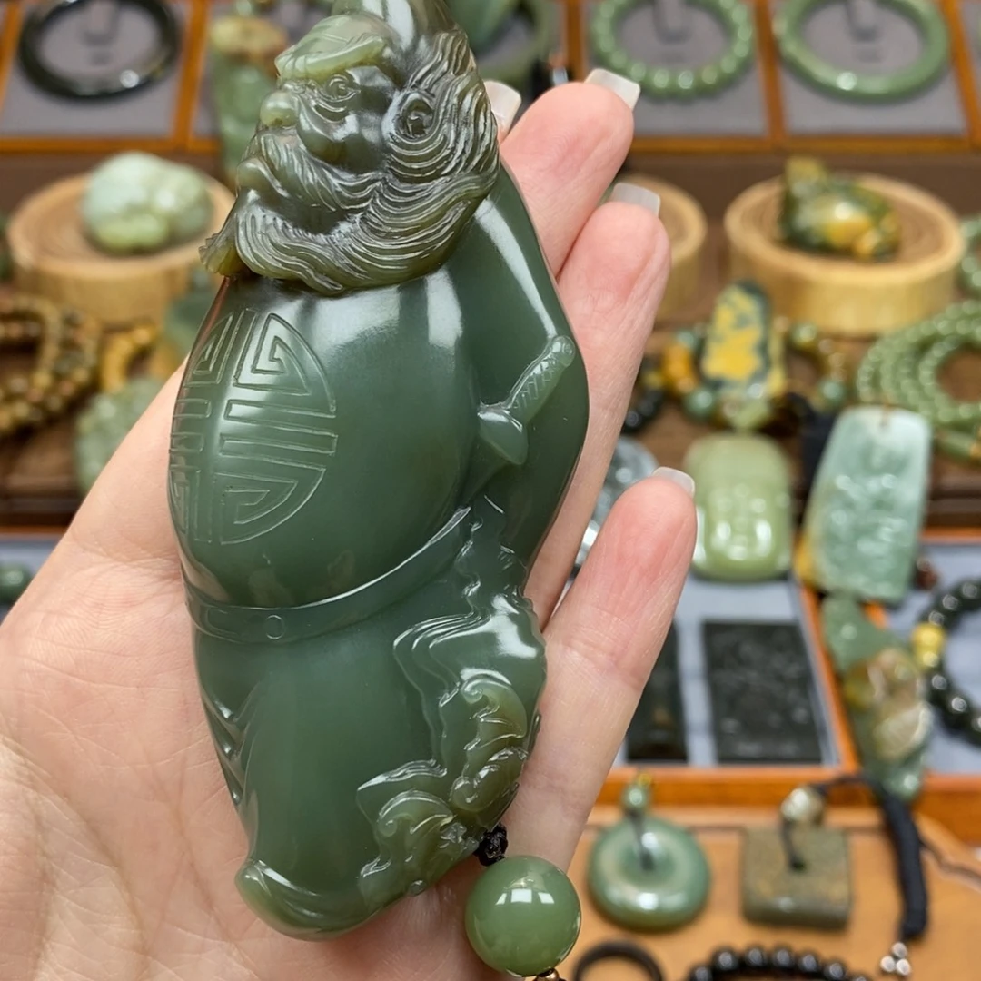 绝***人岫岩老玉（透闪石质玉）未镶嵌挂件
