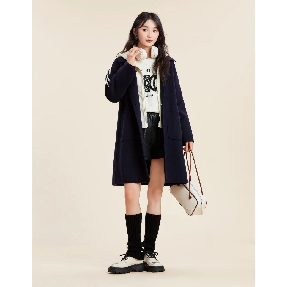 朵以2023冬季新款气质时尚外套帽子可拆双面呢大衣女38DD733022