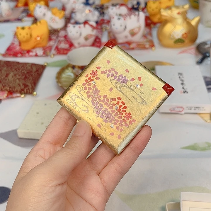 瓷片The first thing