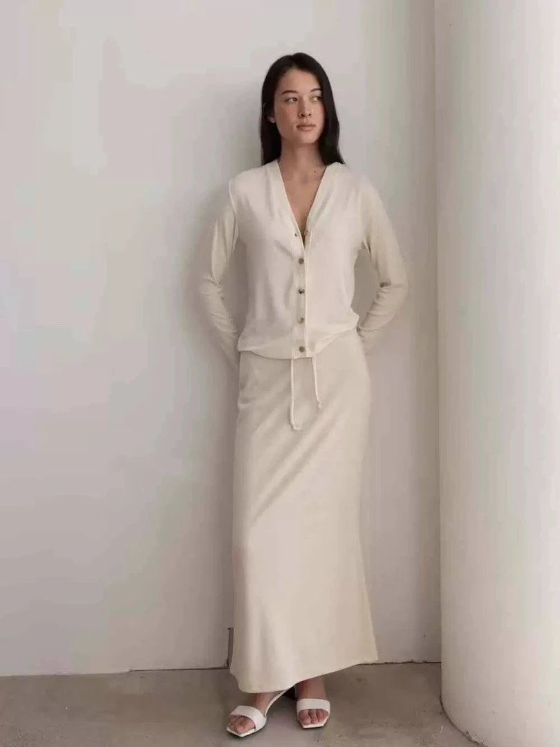 【粉风】东大门·arve V领高级感三色开衫