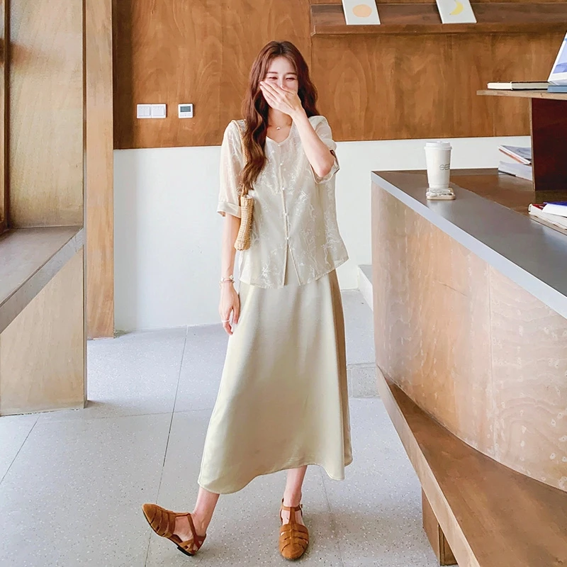 国风刺绣衬衫缎面吊带连衣裙套装女2025夏季新款高级感气质两件套