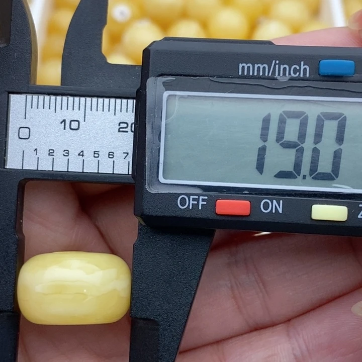 未镶嵌琥珀裸石蜜蜡墩子