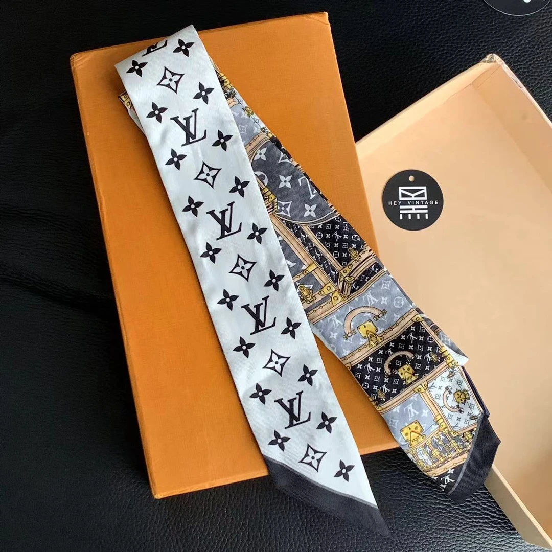 99新 LouisVuitton/路易威登 twilly丝巾 15343629