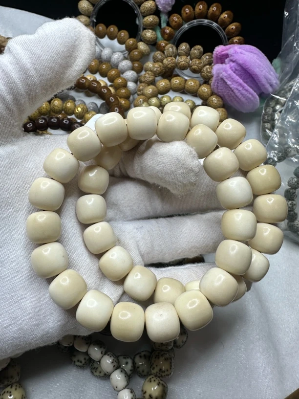 12白玉菩提 随机1串