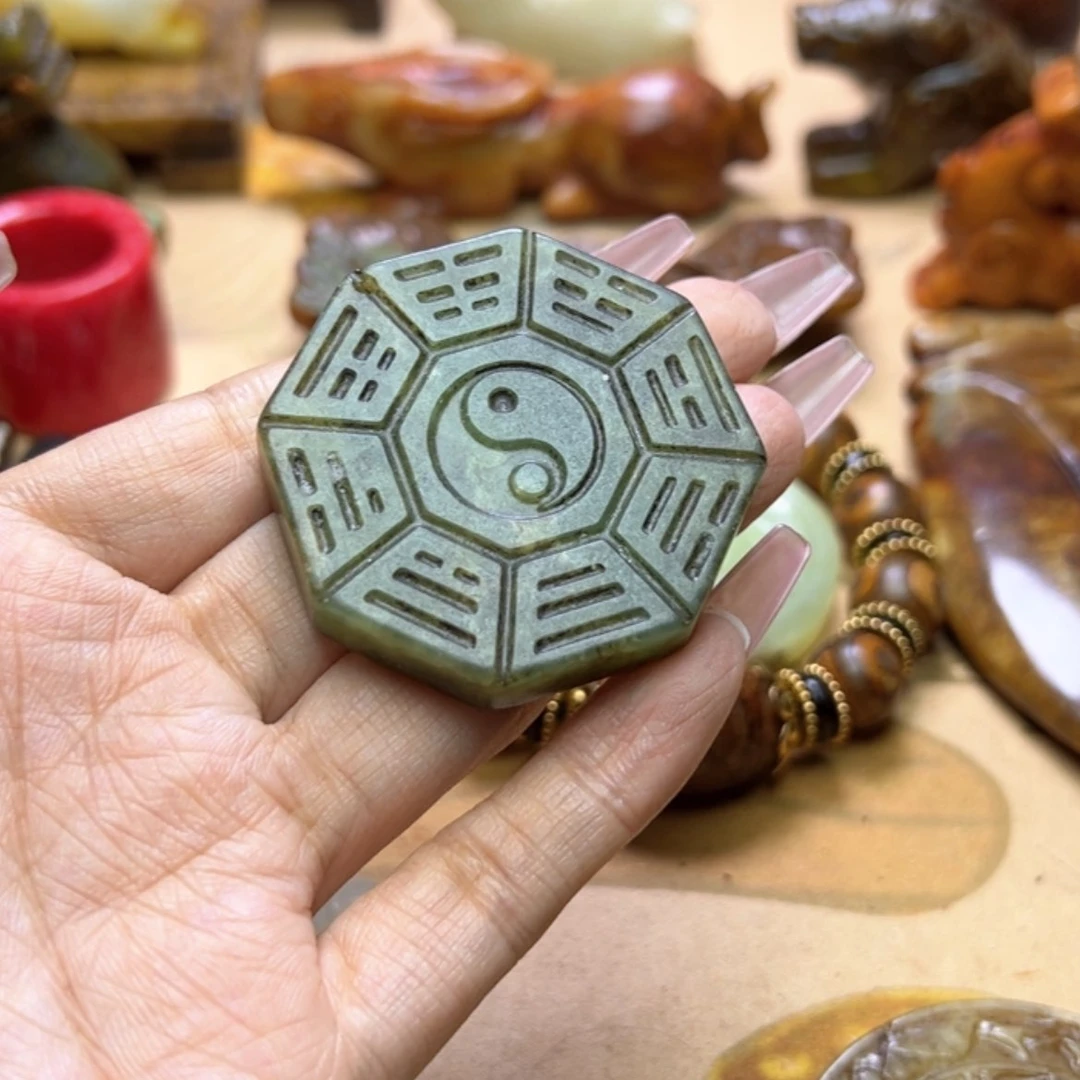 【闪购商品】蛇纹石玉颈饰未镶嵌