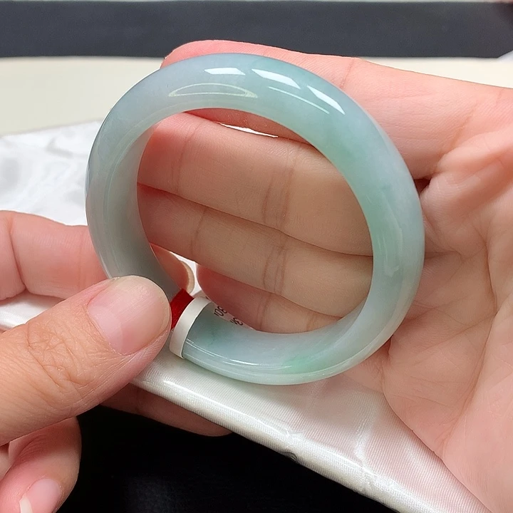 翡翠未镶嵌手镯手镯53