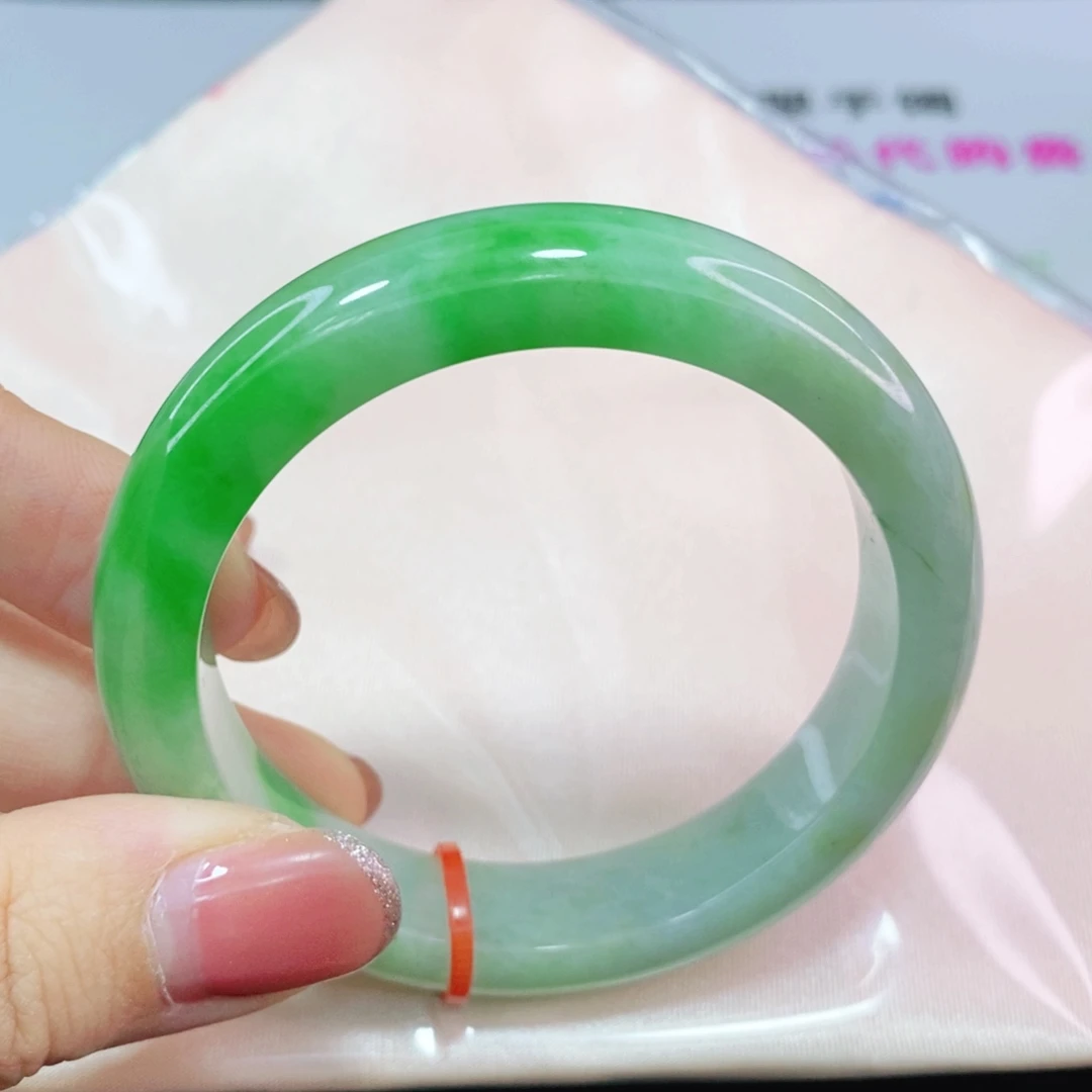 未镶嵌手镯翡翠52.6圈