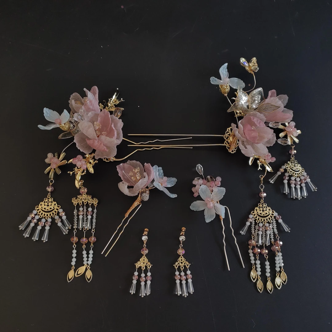 浅粉色琉璃古装新娘饰品