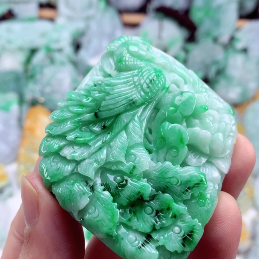 【闪购商品】翡翠吊坠(不含链)未镶嵌