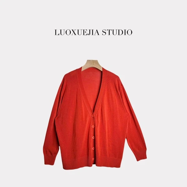 LXJ25247「佩里月光」简约百搭V领系扣宽松开衫