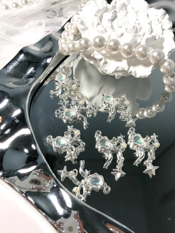 雨宝严选· DIY  P456 银白色蝴蝶结吊坠DIY