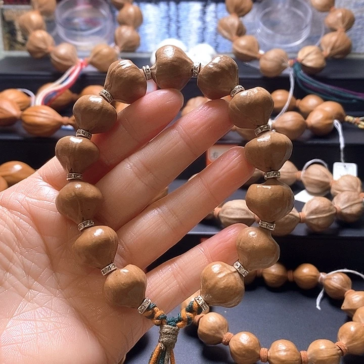 橄榄核手串福利16/17/18[节节高升]