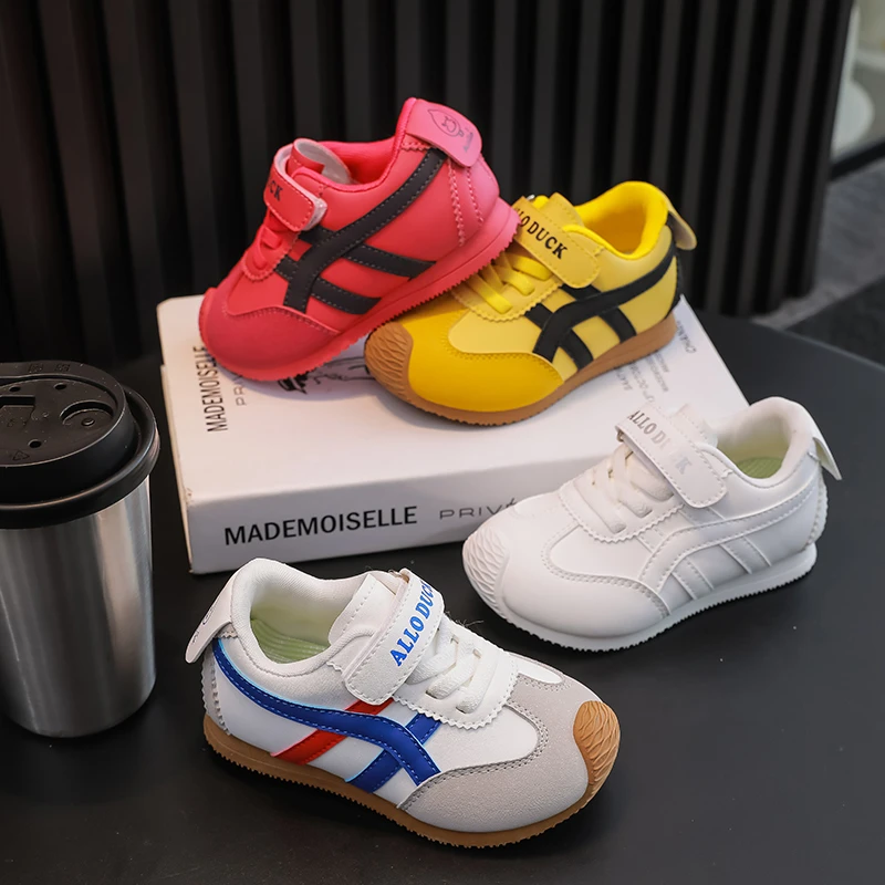 小黄鸭儿童运动鞋秋季新款德训鞋宝宝小中大童防滑阿甘男女孩童鞋