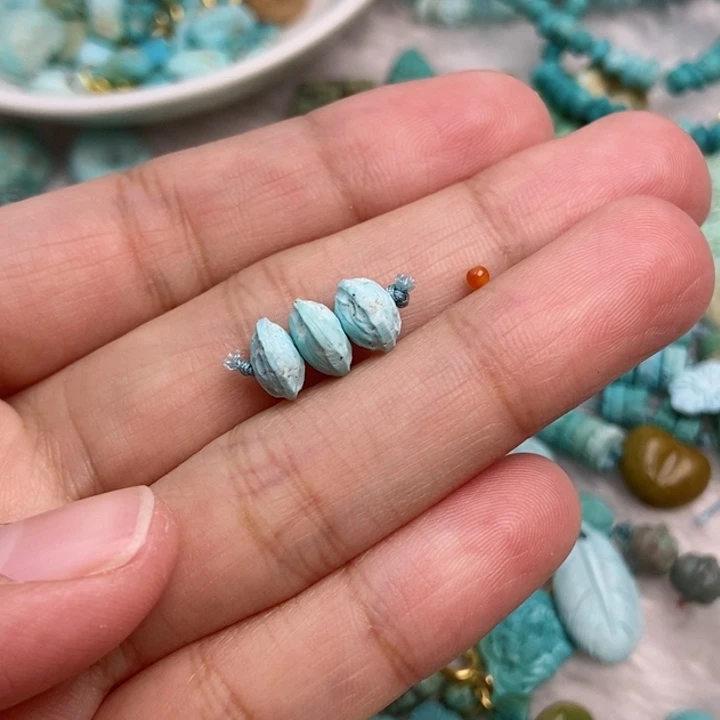 南红玛瑙未镶嵌珠宝奇石