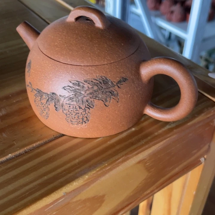 底槽青茶壶紫砂艺术作品