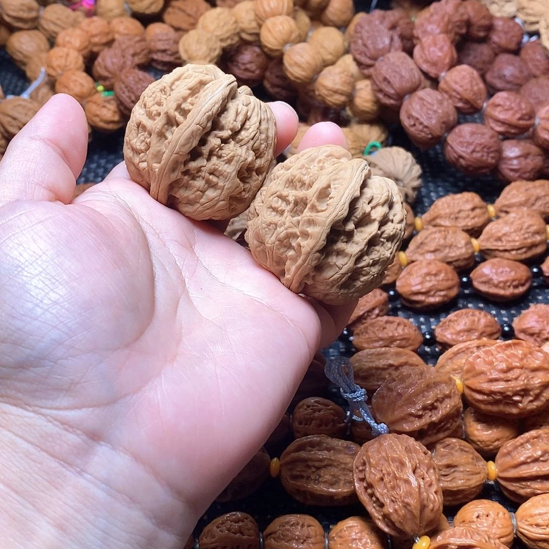 忌***庸文玩核桃吊坠粗筋