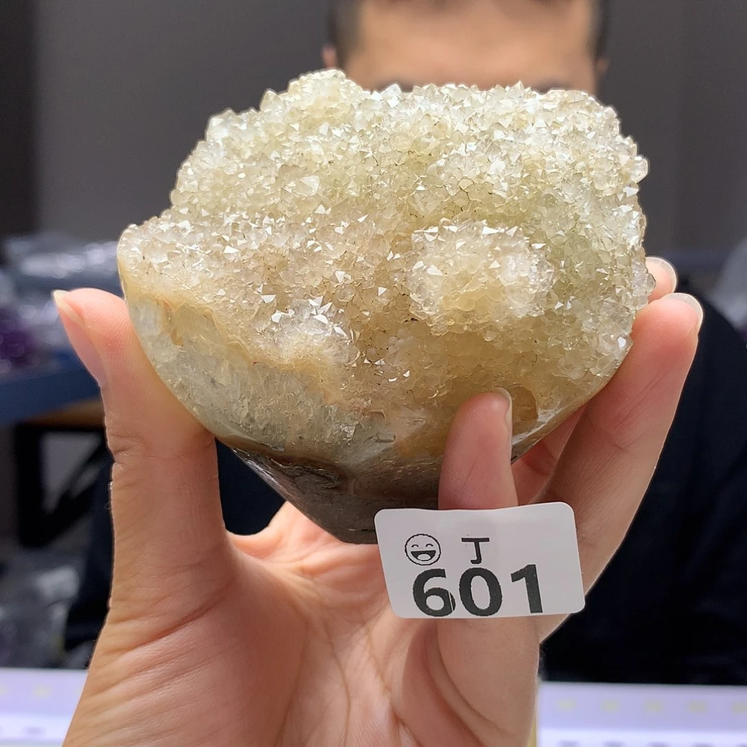 未镶嵌大型摆件（非配饰）水晶