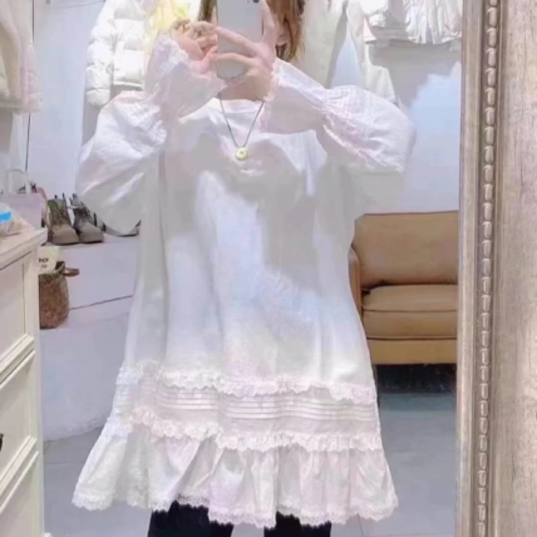 时尚拼接蕾丝花边宽松T恤女中长款显瘦长袖上衣