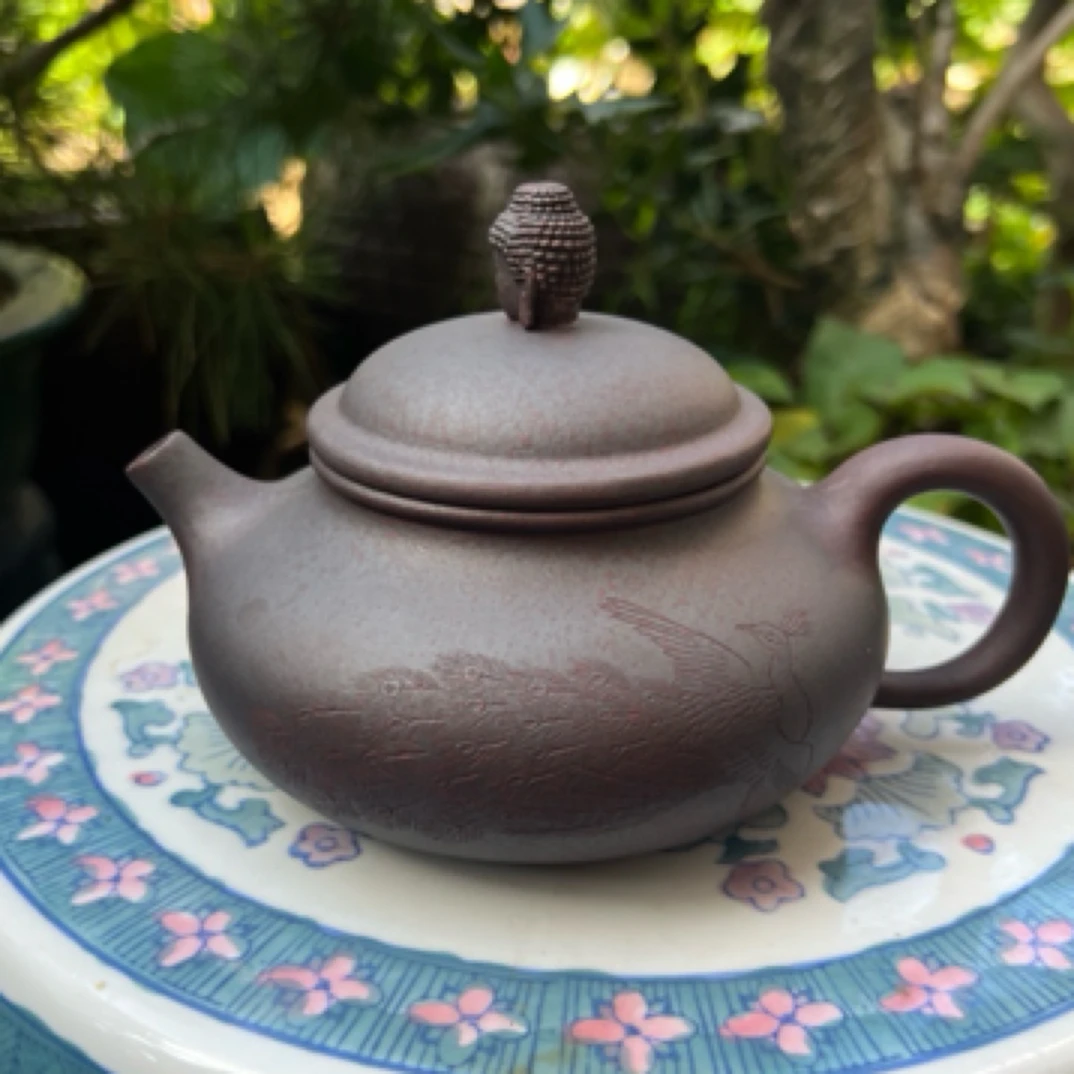 黄龙山原矿高温紫泥容天款紫砂壶