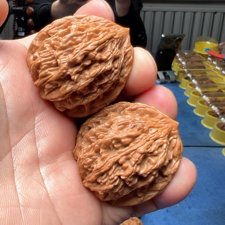 文玩核桃把件全品虎头