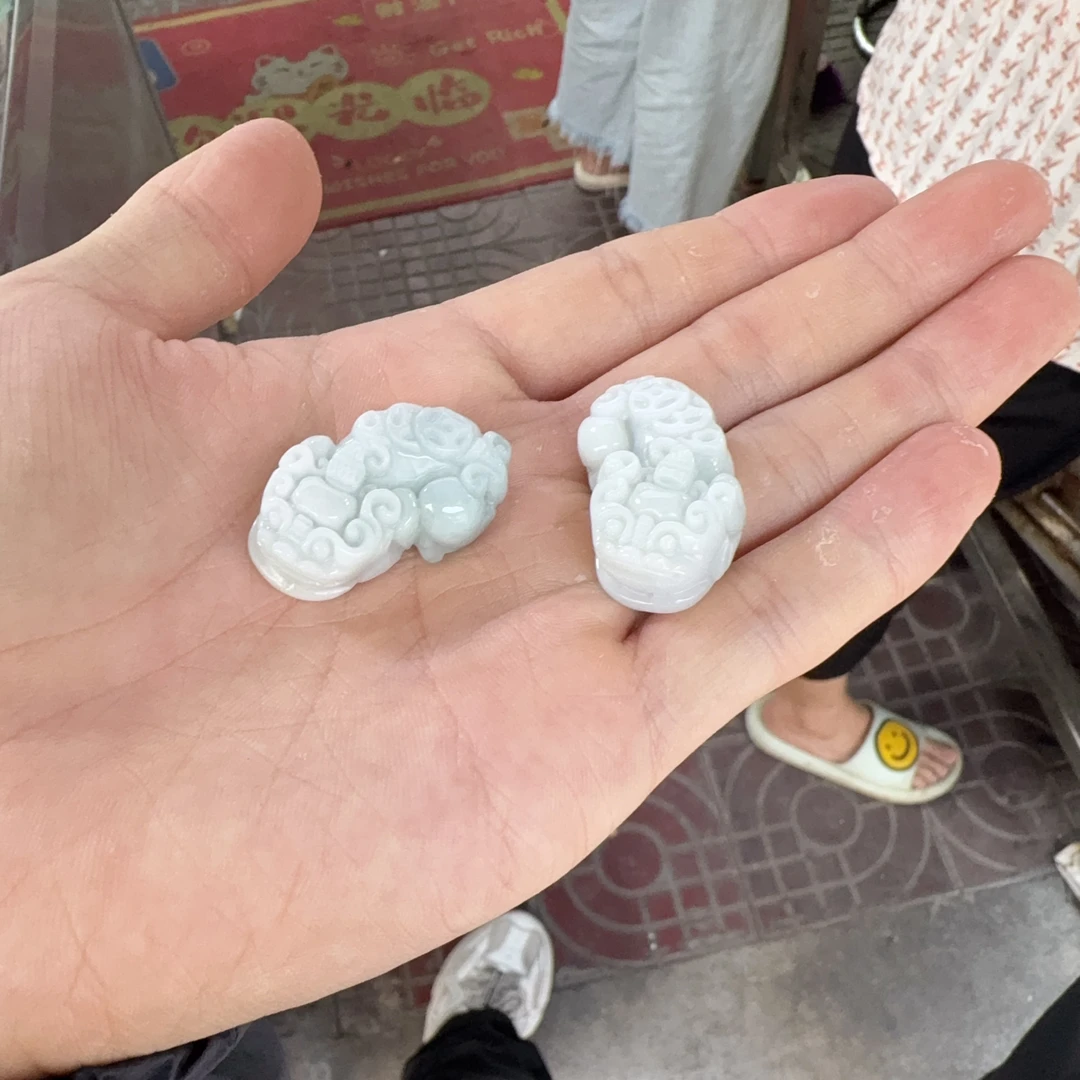 天然翡翠貔貅吊坠多样性拍一发一f