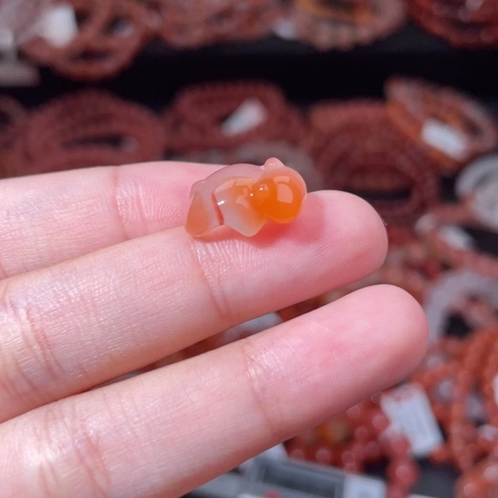 南红玛瑙未镶嵌猫卡子461