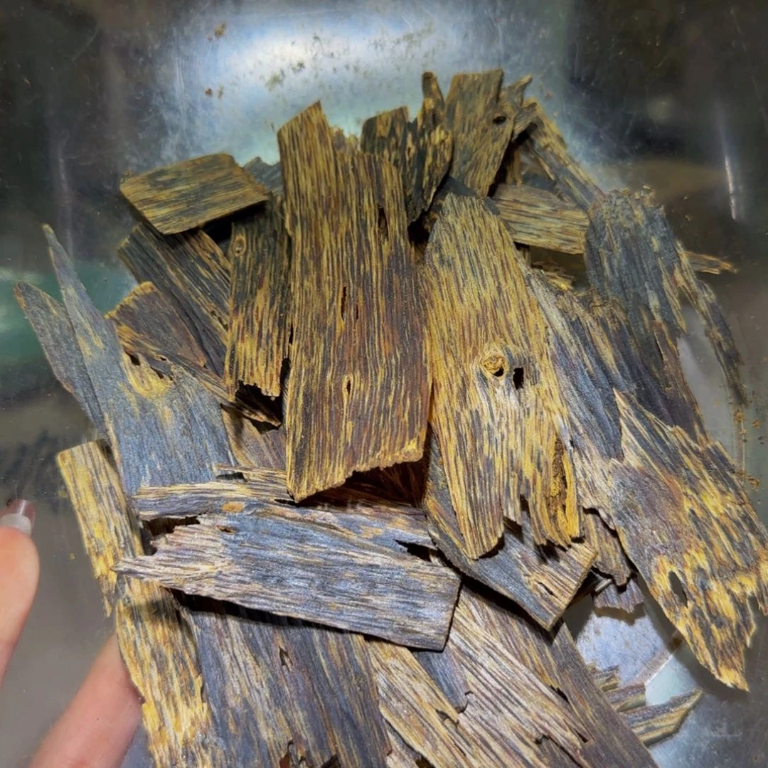 沉香沉香碎屑奇楠沉水母树树皮油30克