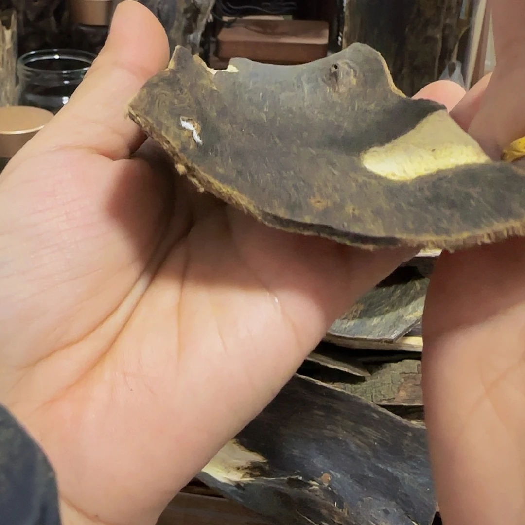 沉香碎屑沉香精品满节油皮油老料38.9克