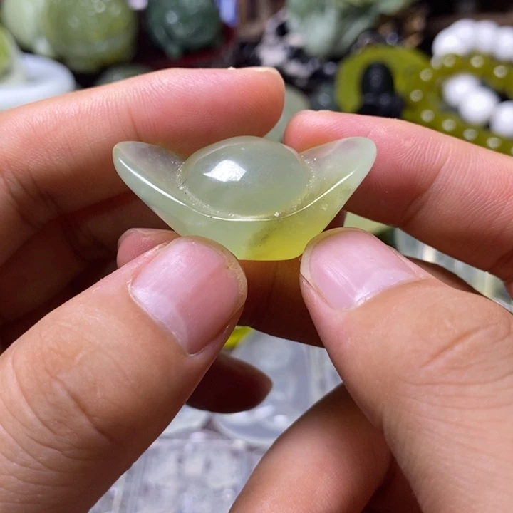 岫玉未镶嵌岫玉挂件
