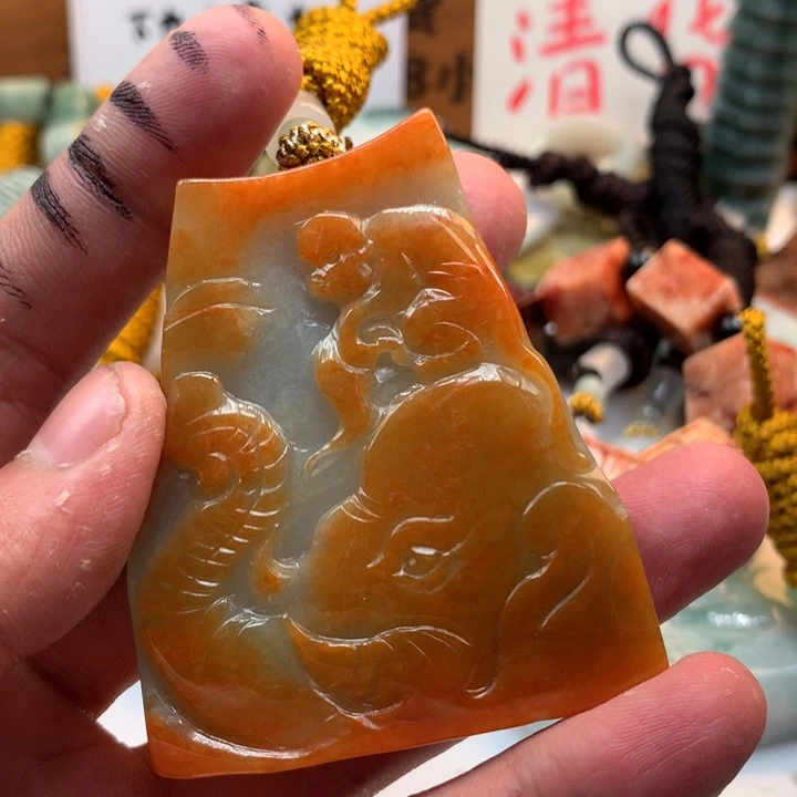 翡翠未镶嵌颈饰保真天然a货翡翠