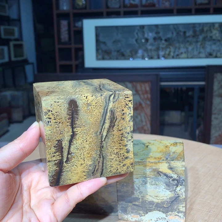 广西国画石摆件，观赏收藏