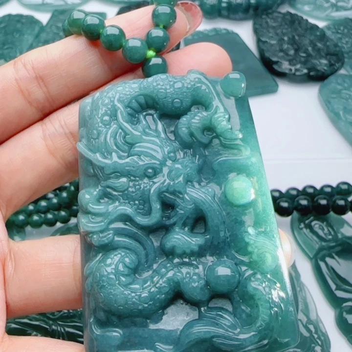翡翠未镶嵌颈饰多样性发货天然A货翡翠